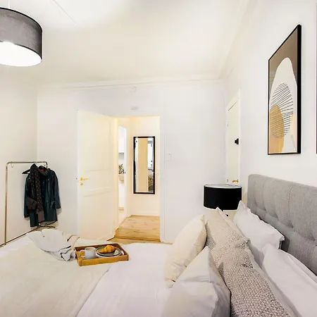 Sanders Tivoli 1- Lovely 2-bdr Near Tivoli * コペンハーゲン