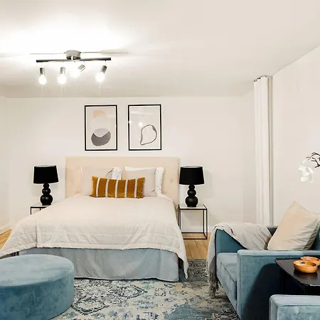 Apartment Tivoli 1- Lovely 2-bdr Near Tivoli *