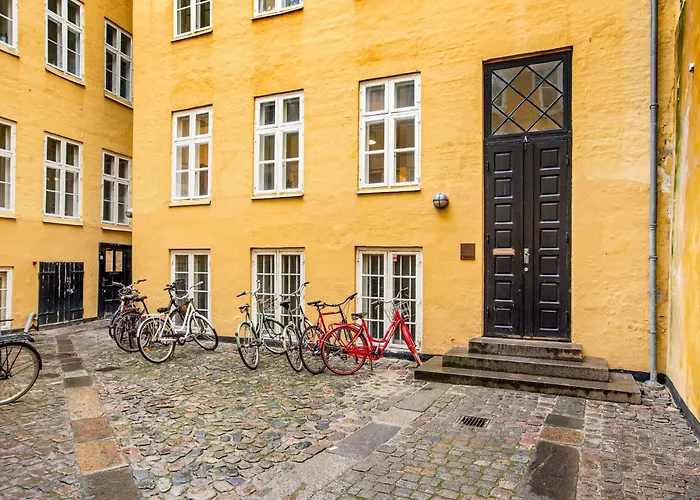 Apartment Tivoli 1- Lovely 2-bdr Near Tivoli